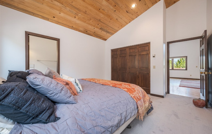 255 Caribou Lane Photo