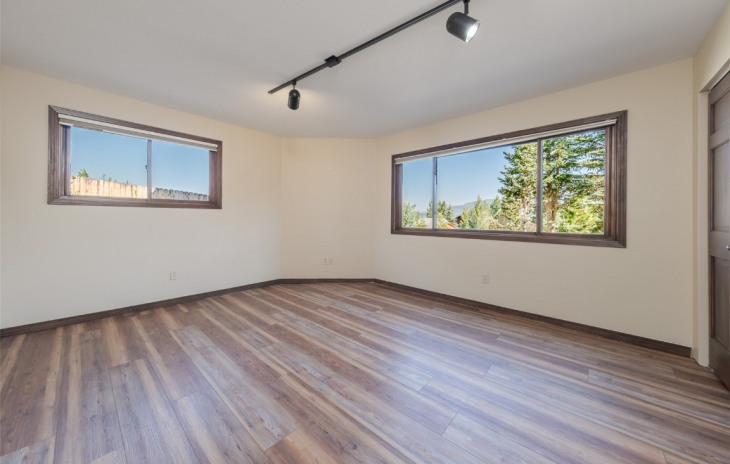 255 Caribou Lane Photo