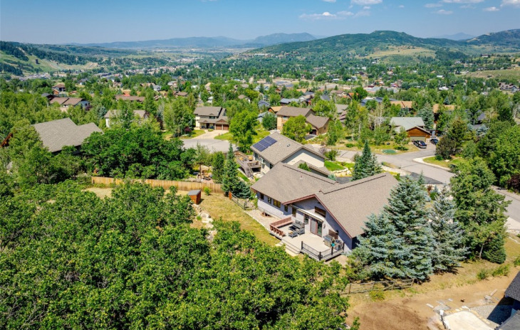 255 Caribou Lane Photo