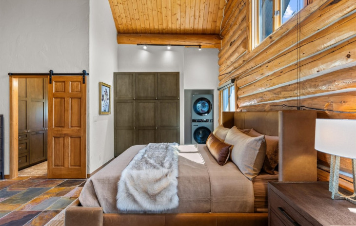 42237 Deer Road Photo