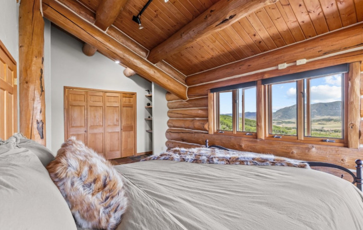 42237 Deer Road Photo
