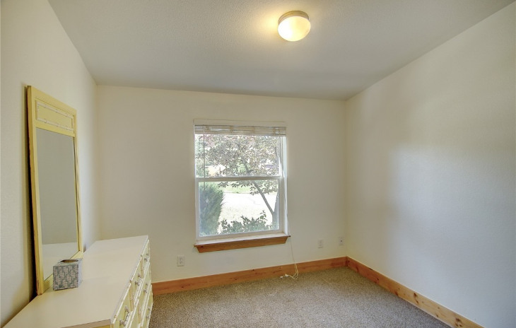 306 Harvest Drive Photo