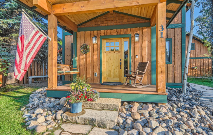 31 Logan Avenue Photo