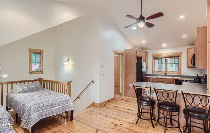 31 Logan Avenue Photo