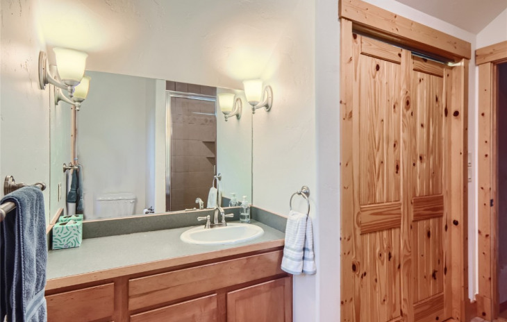 31 Logan Avenue Photo