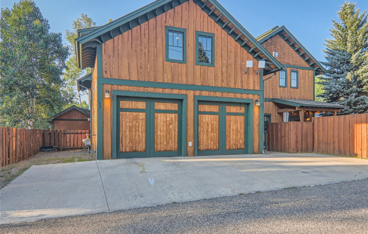 31 Logan Avenue Photo