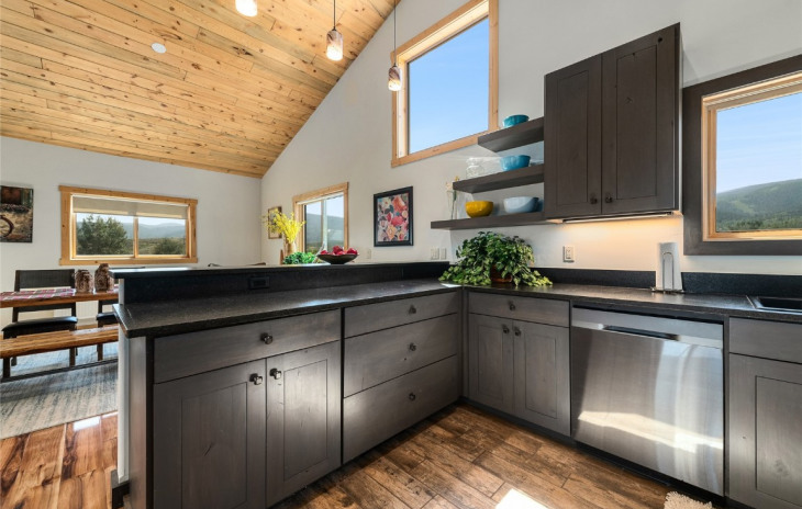 23565 Willow Island Trail Photo