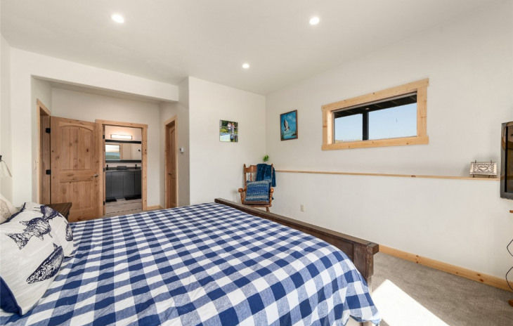 23565 Willow Island Trail Photo