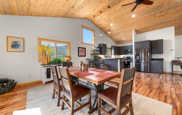 23565 Willow Island Trail Photo