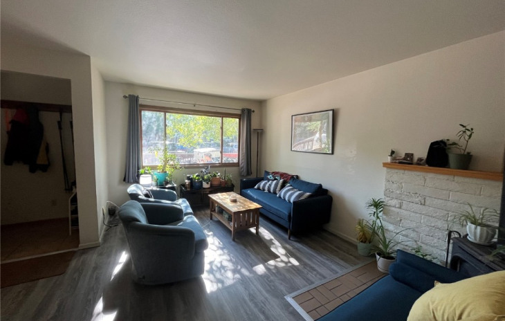 32 Cedar Court Photo