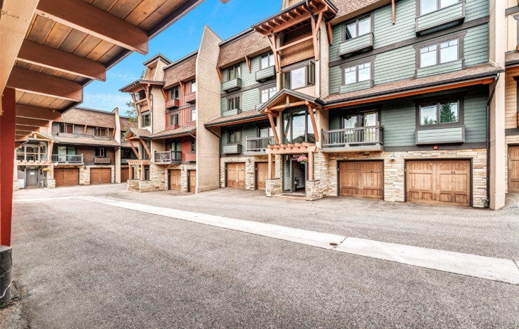 2315 Apres Ski Way Photo