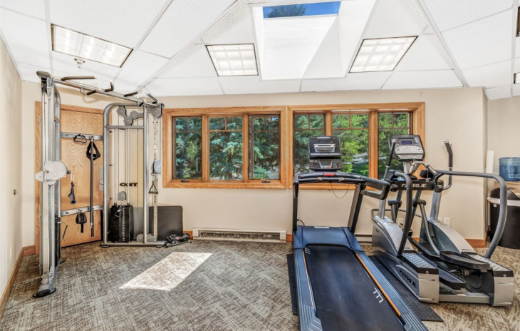 2315 Apres Ski Way Photo