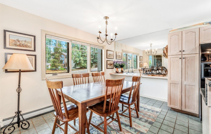 2315 Apres Ski Way Photo