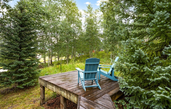 25015 Aspen Way Photo