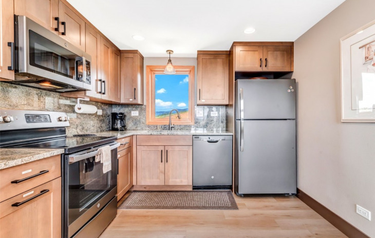 2130 Mount Werner Circle Photo