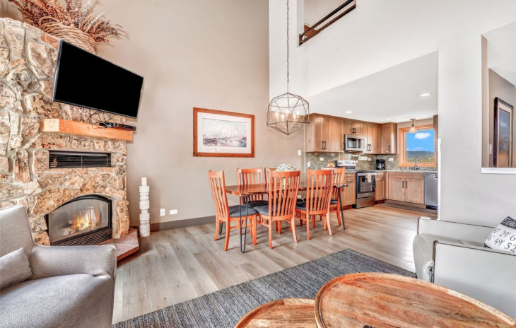 2130 Mount Werner Circle Photo