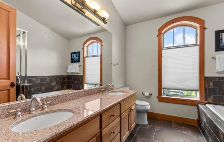 78 Park Place Photo