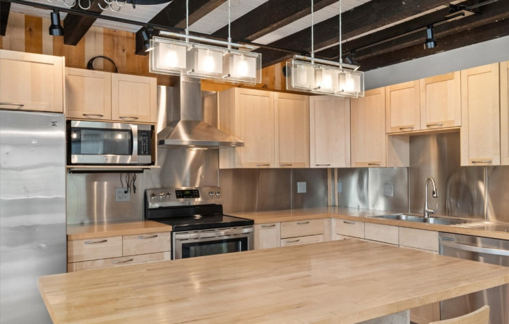 3020 Village Drive Photo