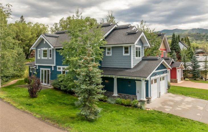 642 Grand Street Photo