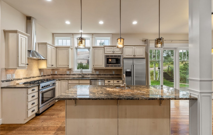 642 Grand Street Photo