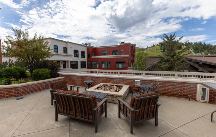 703 Lincoln Avenue Photo