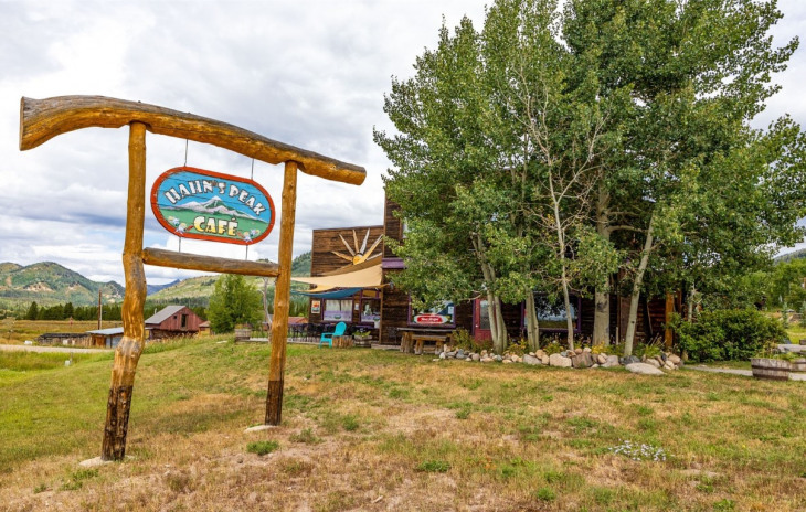25065 Aspen Way Photo