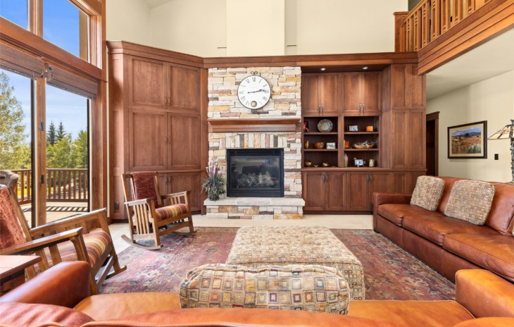 638 Meadowbrook Circle Photo