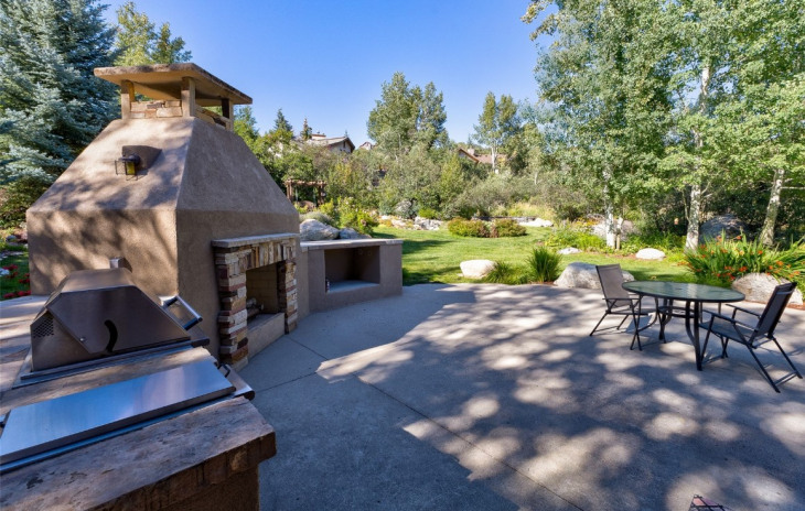 638 Meadowbrook Circle Photo