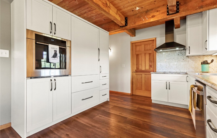 26870 Neptune Place Photo