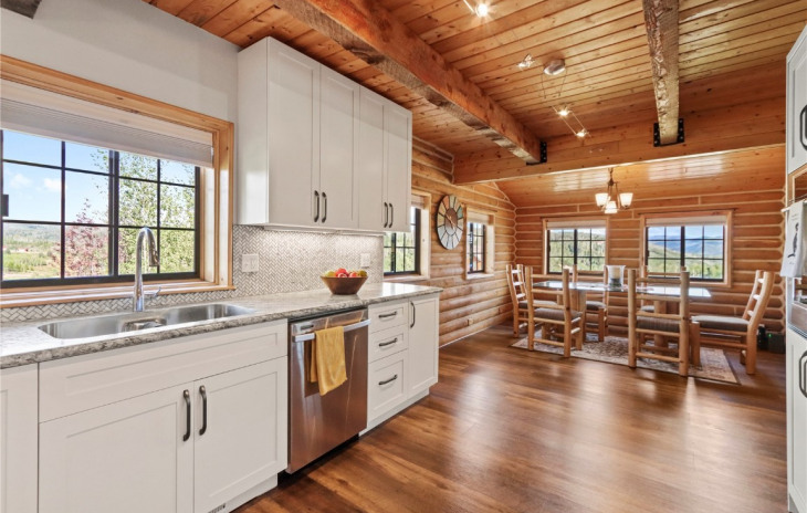 26870 Neptune Place Photo