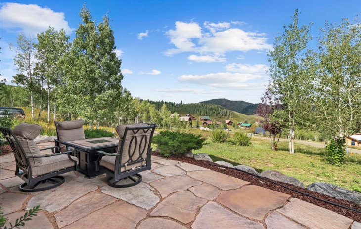 26870 Neptune Place Photo