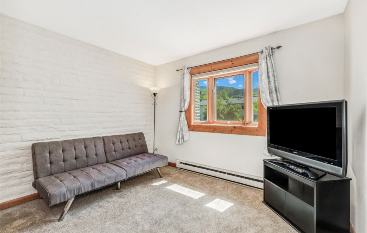 12 Balsam Court Photo