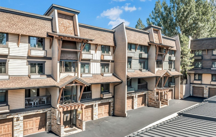 2345 Apres Ski Way Photo