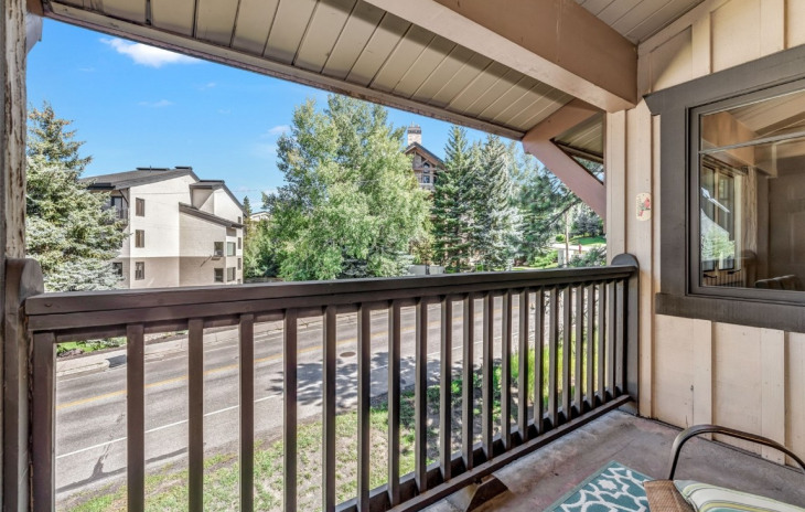 2345 Apres Ski Way Photo