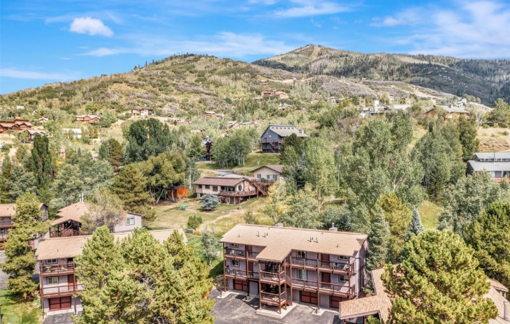 2960 Columbine Drive Photo