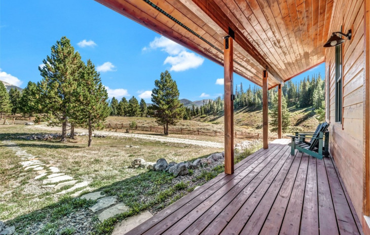 60535 Parkside Drive Photo