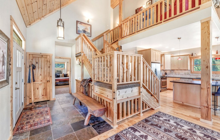 60535 Parkside Drive Photo