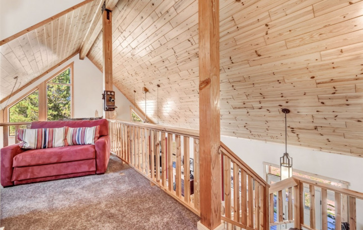 60535 Parkside Drive Photo