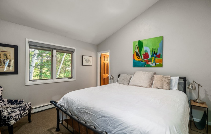 2790 Apres Ski Way Photo