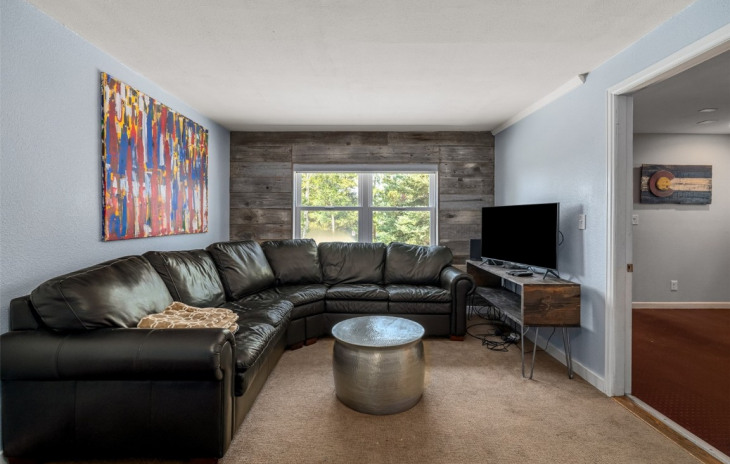 2790 Apres Ski Way Photo