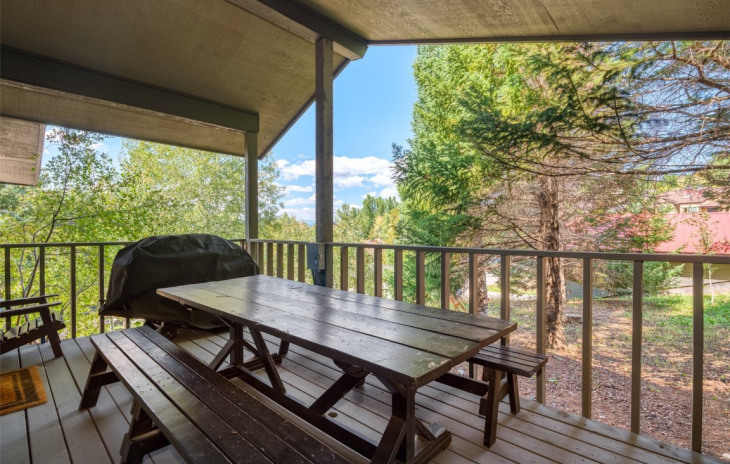2790 Apres Ski Way Photo