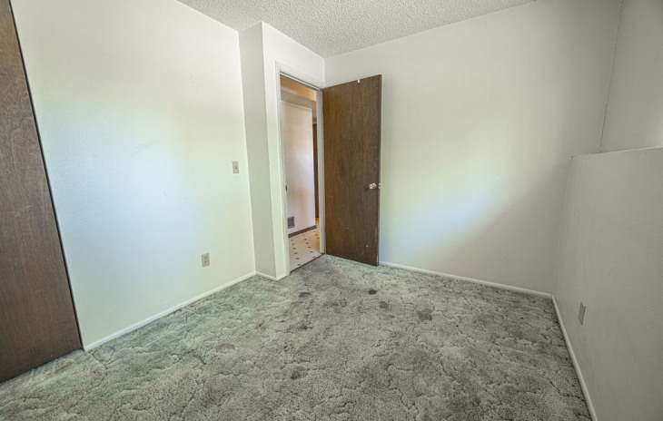 424 Clover Circle Photo