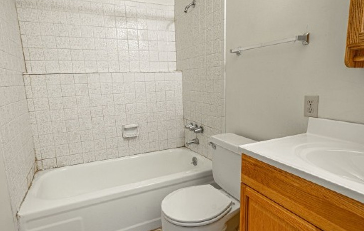 424 Clover Circle Photo