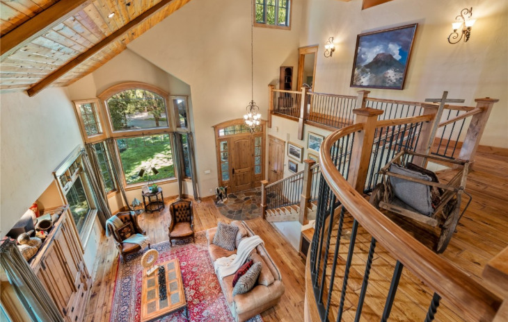 645 Retreat Place Photo