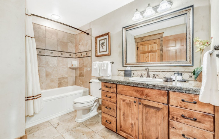 2525 Village Drive Photo