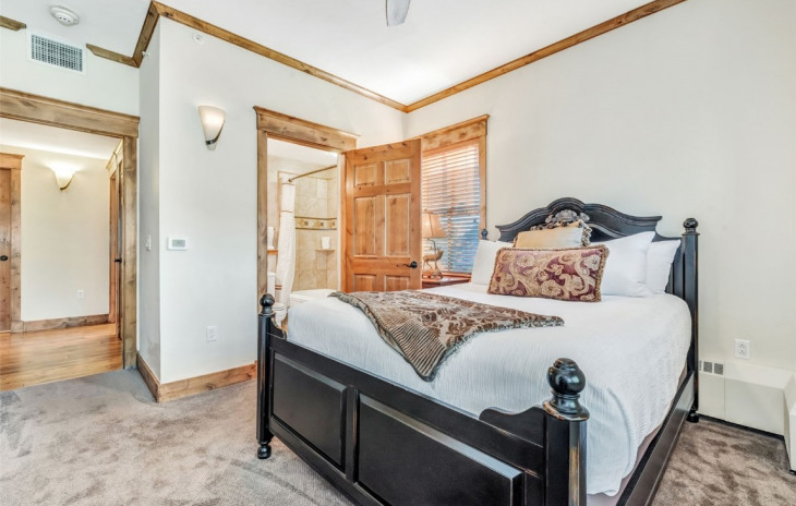 2525 Village Drive Photo
