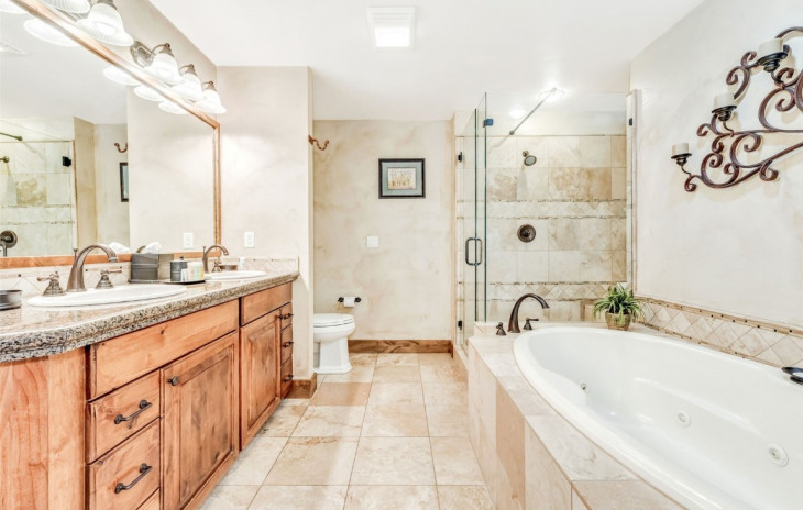 2525 Village Drive Photo