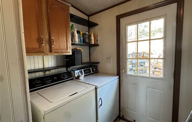 40100 Hill N Dale Road Photo