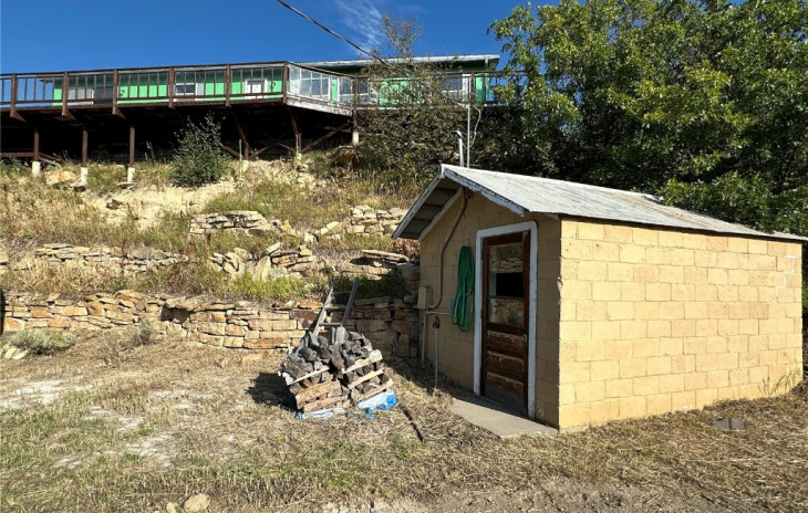 40100 Hill N Dale Road Photo