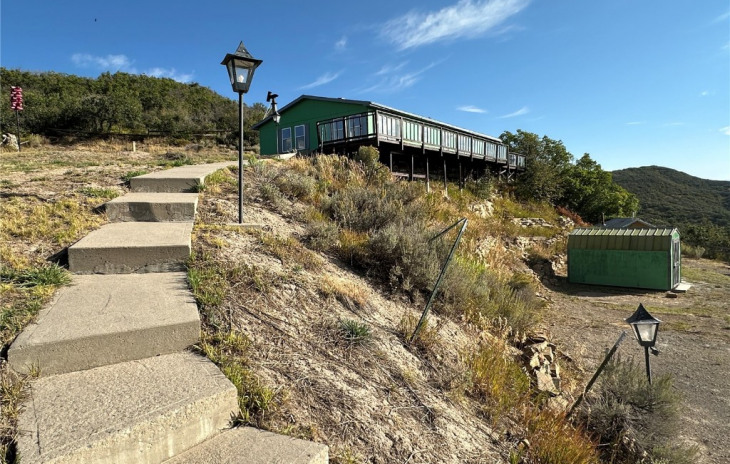 40100 Hill N Dale Road Photo